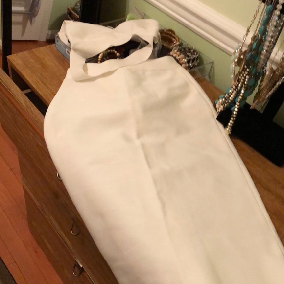 Sexy white bandage bodycon top and bottom - Picture 2 of 2